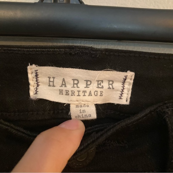 Francesca’s Mid Rise Slim Bootcut Jeans - Black - Picture 7 of 10